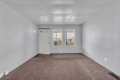 8006 Maryland Avenue, Loveland, OH 44105 - Photo 3