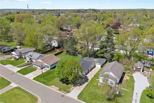 1515 39th St NW, Canton, OH 44709 - Photo 9