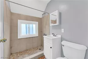 2079 W 105th St, Loveland, OH 44102 - Photo 23