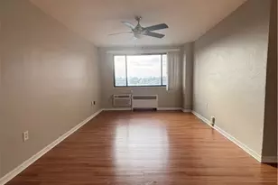 11720 Edgewater Dr, Oakwood, OH 44107 - Photo 5