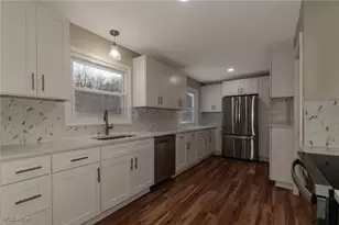 2360 Trailard Dr, Willoughby Hills, OH 44094 - Photo 11