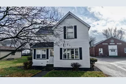 322 E 4th Street, Dover, OH 44622 - Photo 1