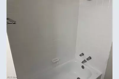 2815 E Perkins Avenue, Sandusky, OH 44870 - Photo 9