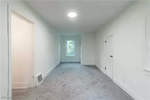 320 Wildwood Ave, Akron, OH 44320 - Photo 13