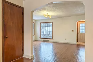 2123 34th St NW, Canton, OH 44709 - Photo 9