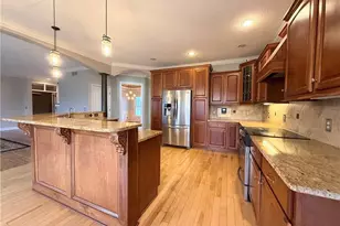 4059 Knollbrook Dr, Norton, OH 44203 - Photo 5