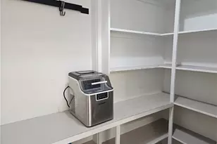 885 Sheridan Rd, Coshocton, OH 43812 - Photo 9