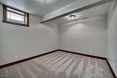 913 Zerelda Street NW, Strasburg, OH 44680 - Photo 15