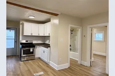 566 McKinley Avenue, Akron, OH 44311 - Photo 5