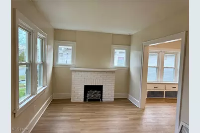 566 McKinley Avenue, Akron, OH 44311 - Photo 3