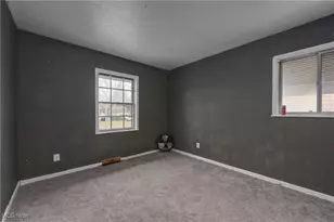 2240 Jackson St, Lorain, OH 44052 - Photo 11