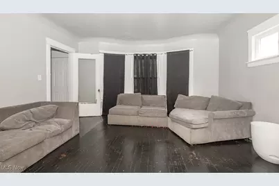 10322 Parkgate Avenue, Loveland, OH 44108 - Photo 3