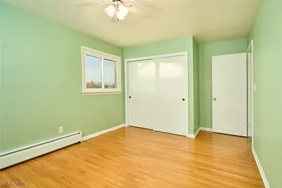 5220 Center Road, Brunswick Hills, OH 44212 - Photo 15