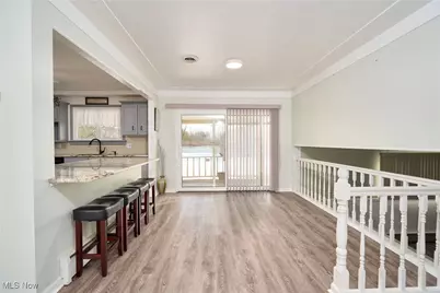 5220 Center Road, Brunswick Hills, OH 44212 - Photo 5