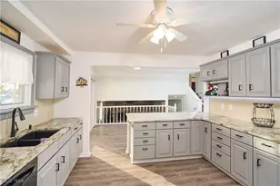 5220 Center Rd, Brunswick Hills, OH 44212 - Photo 9