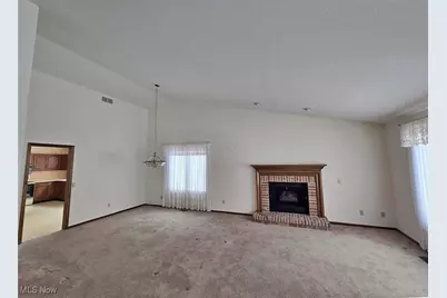 117 Brookview Drive SW, North Canton, OH 44709 - Photo 7