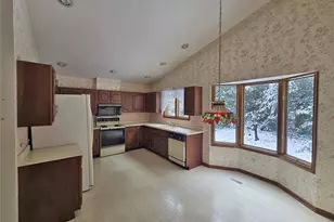 117 Brookview Dr SW, North Canton, OH 44709 - Photo 3