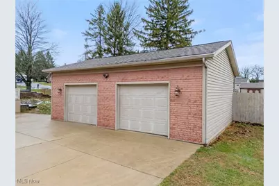 327 39th Street SW, Canton, OH 44706 - Photo 35