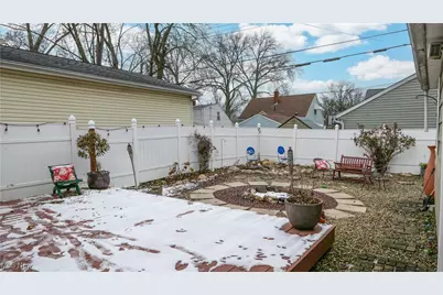223 Madison Avenue, Cuyahoga Falls, OH 44221 - Photo 25