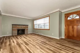 38241 Roselawn Ave, Willoughby, OH 44094 - Photo 3