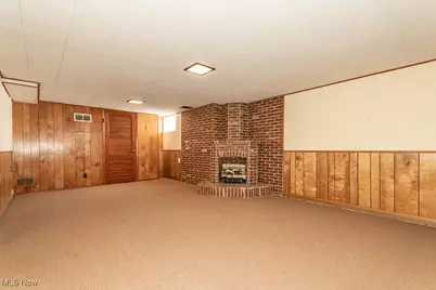 38241 Roselawn Avenue, Willoughby, OH 44094 - Photo 17