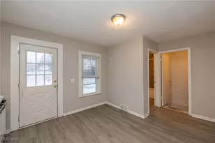 2349 Kelly Pl, Lorain, OH 44052 - Photo 7