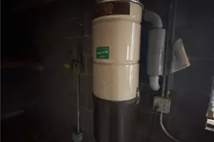 7090 Euclid Chardon Rd, Kirtland, OH 44094 - Photo 23