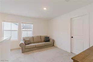 543 S Rhodes Ave, Akron, OH 44307 - Photo 15