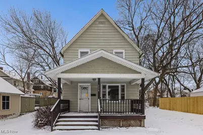 228 W Oxford Street, Alliance, OH 44601 - Photo 1