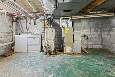 228 W Oxford Street, Alliance, OH 44601 - Photo 23