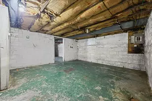 228 W Oxford St, Alliance, OH 44601 - Photo 27