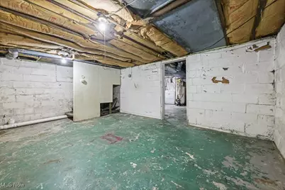 228 W Oxford Street, Alliance, OH 44601 - Photo 25