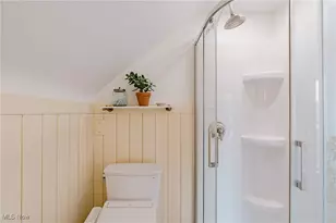 162 Portage Dr, Akron, OH 44303 - Photo 29