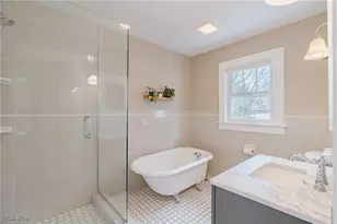 162 Portage Dr, Akron, OH 44303 - Photo 23