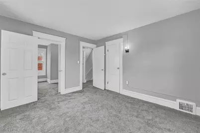 1417 Harrisburg Road NE, Canton, OH 44705 - Photo 25