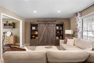 892 Clearwood Rd, Copley, OH 44321 - Photo 7