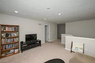 81 Garnett Cir, Copley, OH 44321 - Photo 23