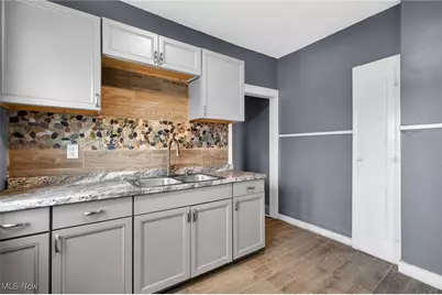 3523 E 140th Street, Loveland, OH 44120 - Photo 9