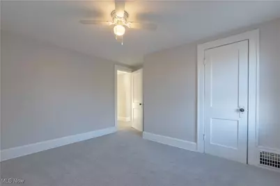 2246 7th Street SW, Akron, OH 44314 - Photo 21