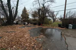 14413 Potomac Ave, East Cleveland, OH 44112 - Photo 13