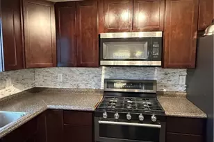 662 Kenilworth Ave, Sheffield Lake, OH 44054 - Photo 9