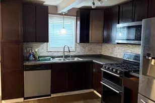 662 Kenilworth Ave, Sheffield Lake, OH 44054 - Photo 7