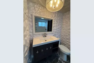 662 Kenilworth Avenue, Sheffield Lake, OH 44054 - Photo 39