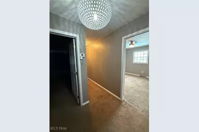 662 Kenilworth Avenue, Sheffield Lake, OH 44054 - Photo 21