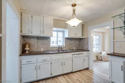 1133 Mount Vernon Avenue, Akron, OH 44310 - Photo 13