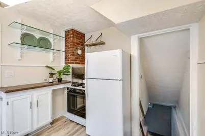 1133 Mount Vernon Avenue, Akron, OH 44310 - Photo 15