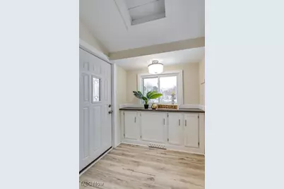 1133 Mount Vernon Avenue, Akron, OH 44310 - Photo 11