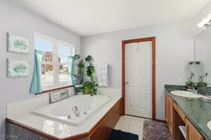 415 Normandy Ct, Aurora, OH 44202 - Photo 37