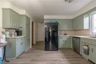 815 44th St NE, Canton, OH 44714 - Photo 17