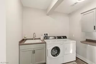 8257 Akron Ave NW, Canal Fulton, OH 44614 - Photo 39